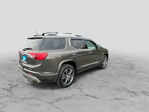 Used 2019 GMC Acadia Denali w/ GMC Pro Grade Package AWD/4WD image 8