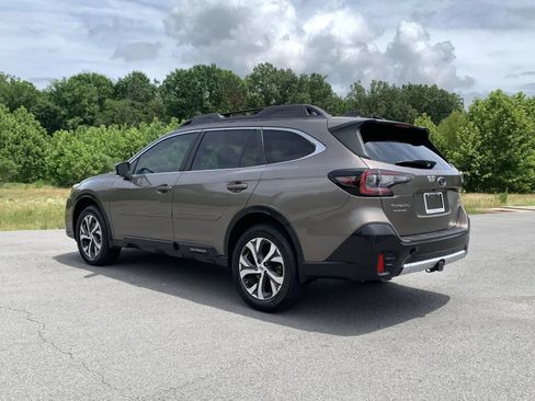 Used 2021 Subaru Outback Limited XT AWD/4WD image 5
