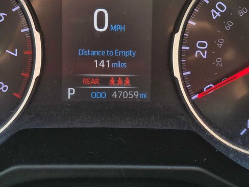 Used 2019 Toyota RAV4 LE w/ All Weather Liner Package FWD image 25