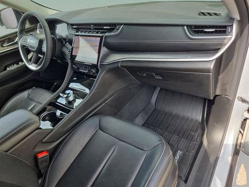 Certified 2023 Jeep Grand Cherokee L Limited w/ Trailer Tow Group (B) image 29