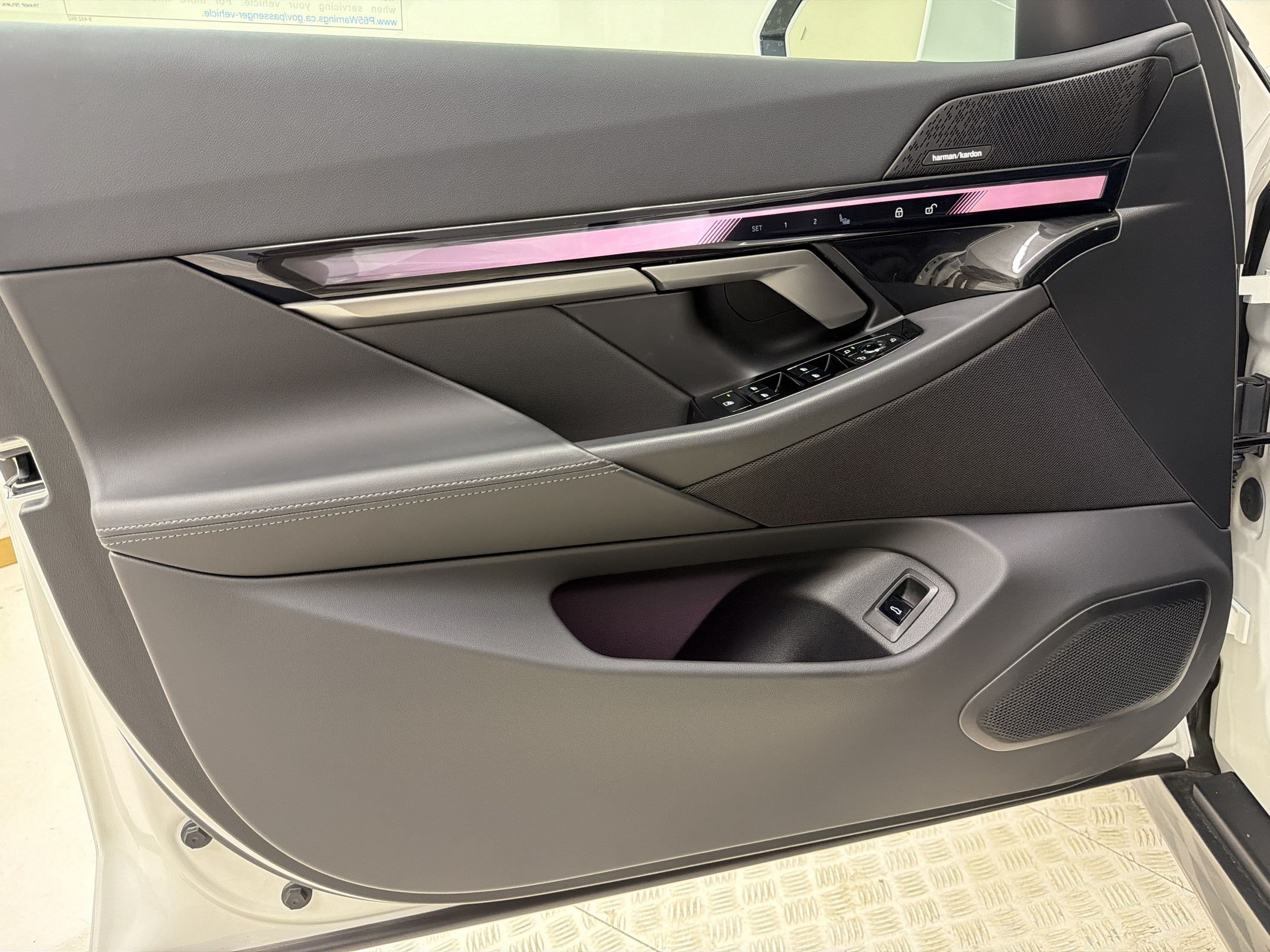 Used 2026 BMW i5 eDrive40 RWD image 14