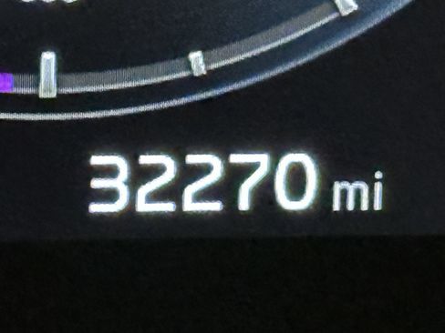 Used 2023 Kia Sportage SX image 23