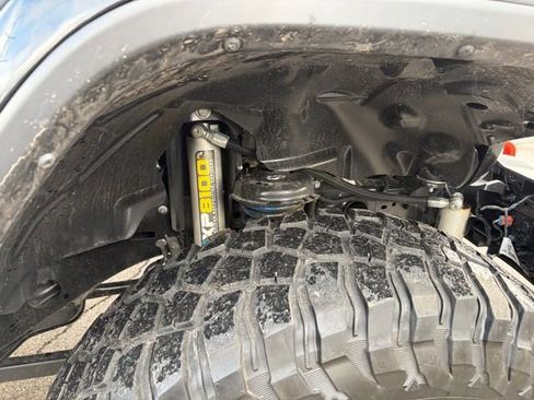 Used 2022 Jeep Gladiator Rubicon w/ LED Lighting Group image 15