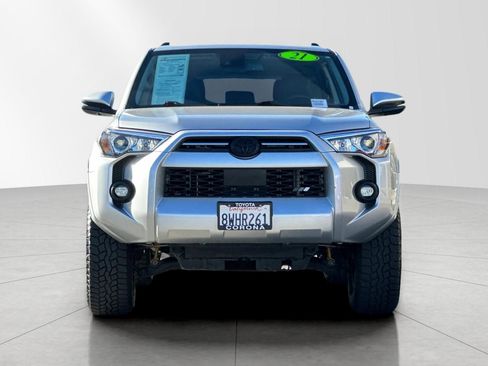 Used 2021 Toyota 4Runner SR5 Premium image 8