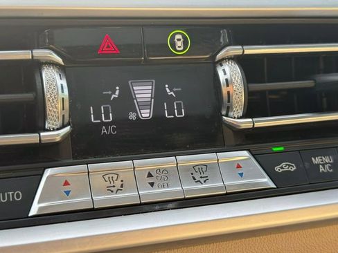 Used 2019 BMW 330i xDrive Sedan w/ Premium Package image 22