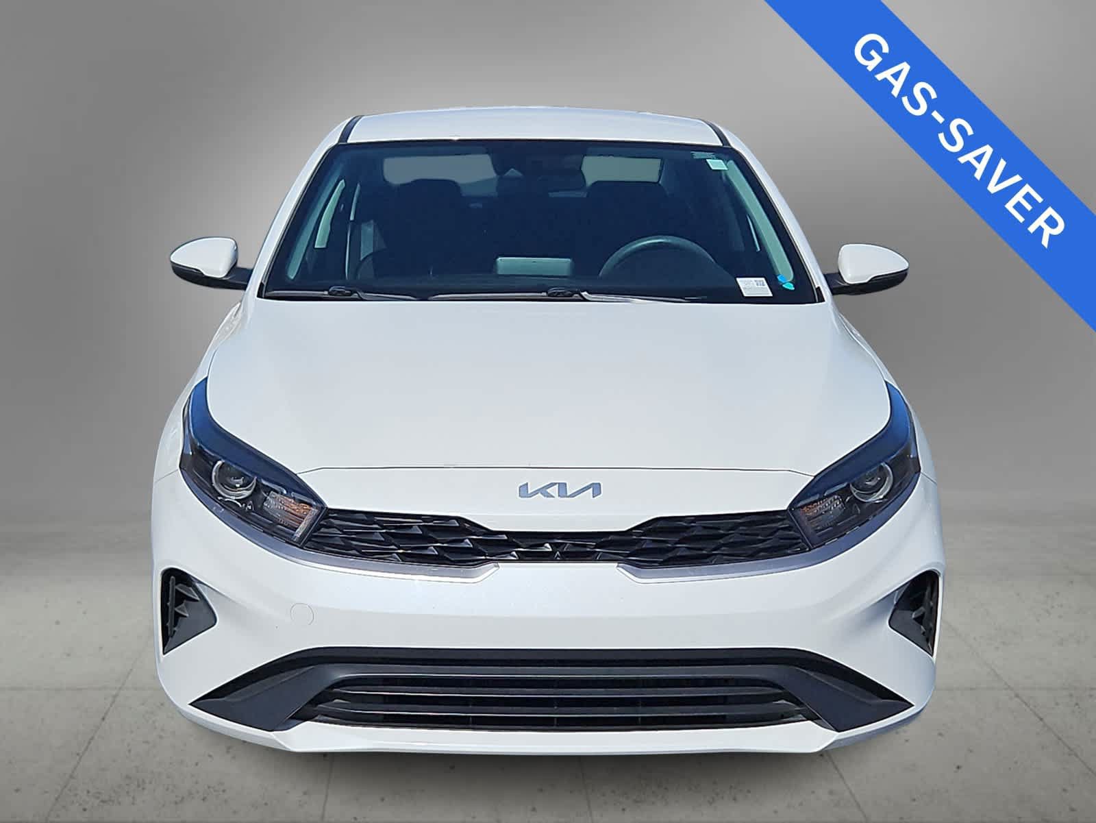 Used 2023 Kia Forte LXS w/ LXS Technology Package FWD image 3
