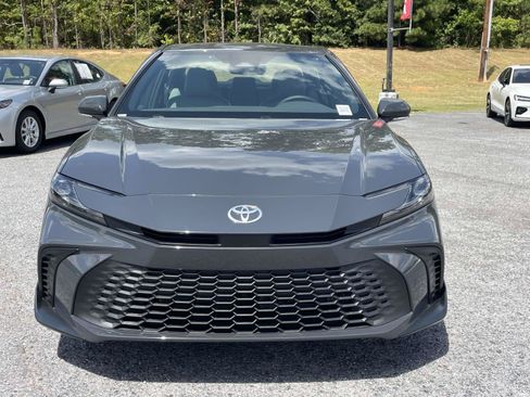 Used 2026 Toyota Camry SE w/ Multimedia Upgrade Package FWD image 6