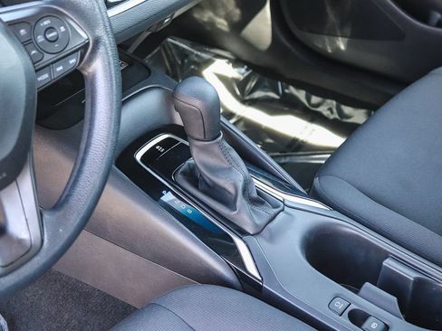 Used 2025 Toyota Corolla LE w/ LE Premium Package FWD image 22