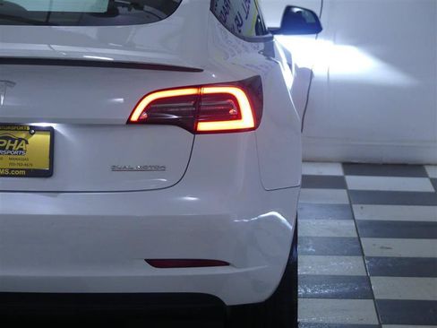 Used 2023 Tesla Model 3 Performance AWD/4WD image 29