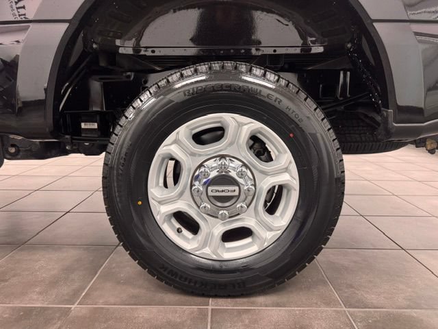 Used 2025 Ford F250 XLT AWD/4WD image 36