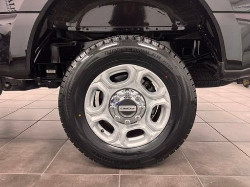 Used 2025 Ford F250 XLT AWD/4WD image 36