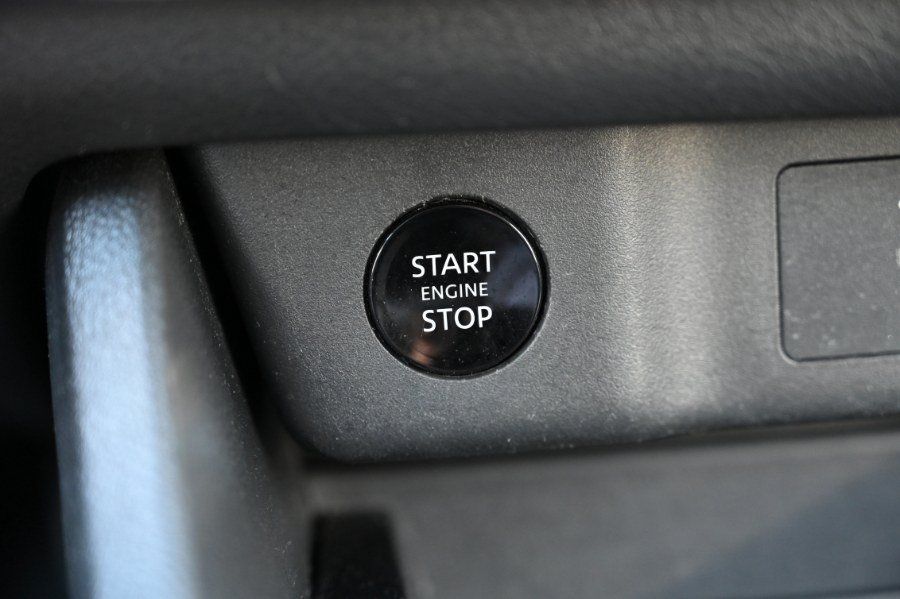 Used 2024 Nissan Rogue S FWD image 24