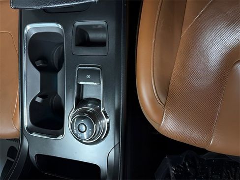 Used 2019 Ford Fusion Titanium image 17