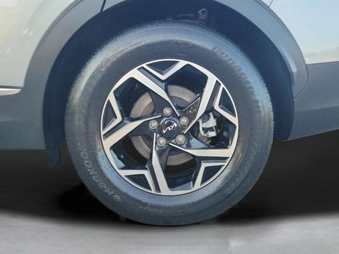 Used 2023 Kia Sportage LX image 31