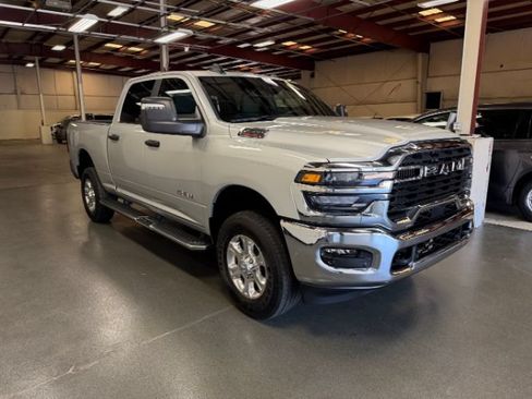 Used 2026 RAM 2500 Big Horn AWD/4WD image 6