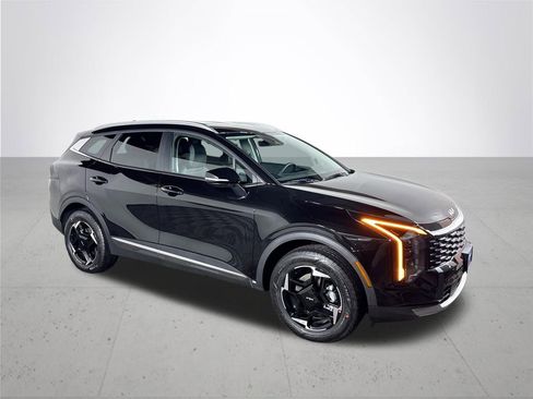 New 2026 Kia Sportage EX AWD/4WD image 4