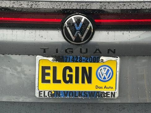 Certified 2025 Volkswagen Tiguan SE R-Line AWD/4WD image 15