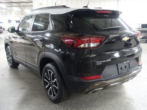 Used 2022 Chevrolet TrailBlazer ACTIV w/ Technology Package AWD/4WD image 5