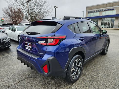 Used 2024 Subaru Crosstrek 2.0i Premium image 4