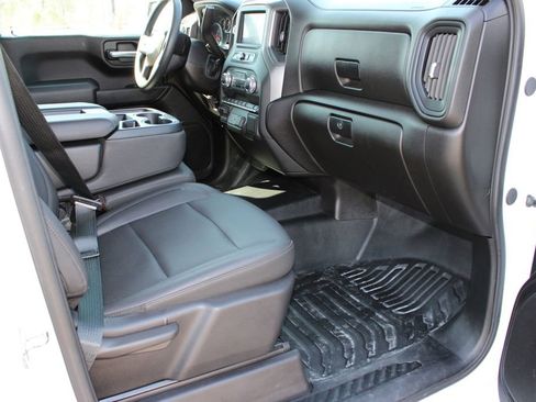 Used 2025 GMC Sierra 1500 Pro w/ Pro Value Package image 6