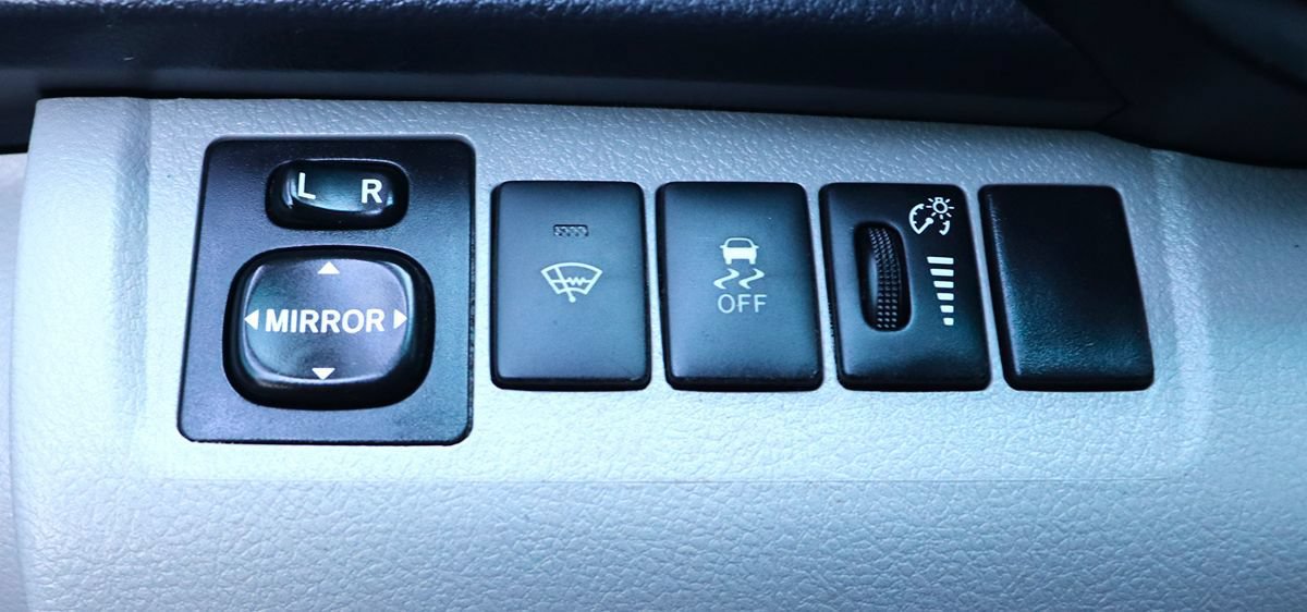 Used 2013 Toyota Highlander Plus FWD image 42