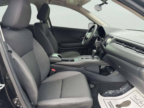 Used 2019 Honda HR-V LX image 21
