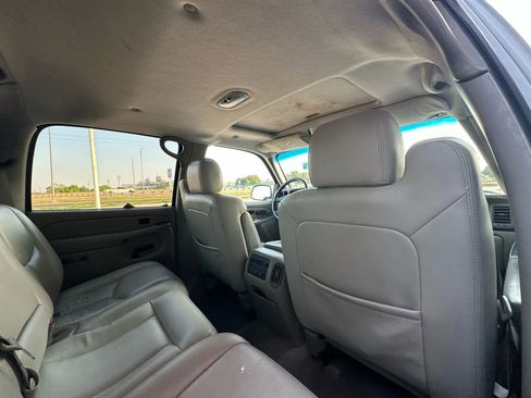 Used 2005 Chevrolet Avalanche Z66 w/ Sun And Sound Package image 15