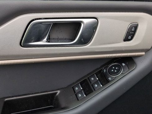 New 2026 Ford Explorer Active image 10