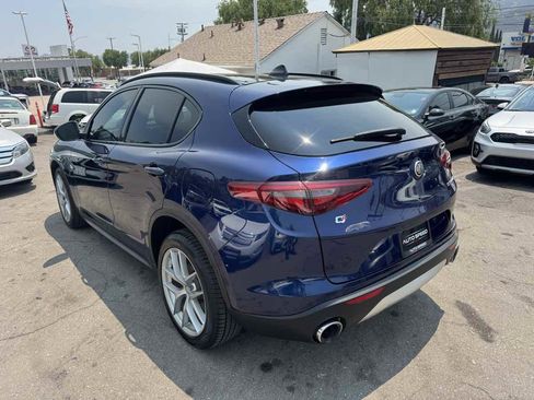 Used 2018 Alfa Romeo Stelvio Ti Sport image 4