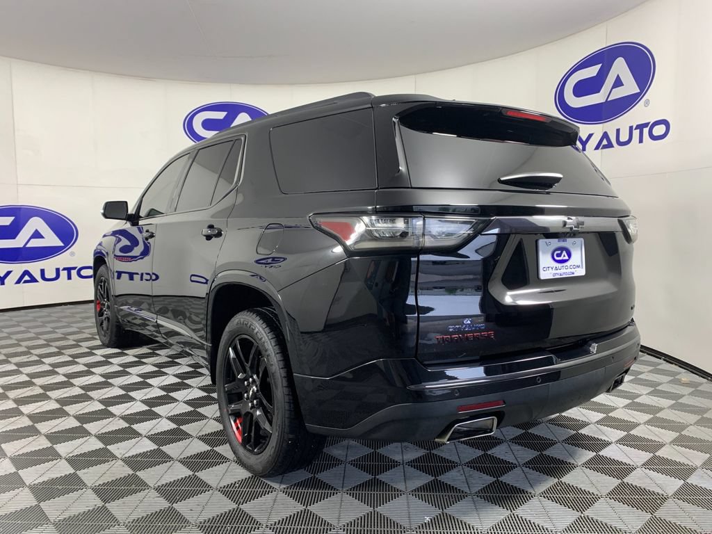 Used 2020 Chevrolet Traverse Premier w/ Redline Edition AWD/4WD image 5
