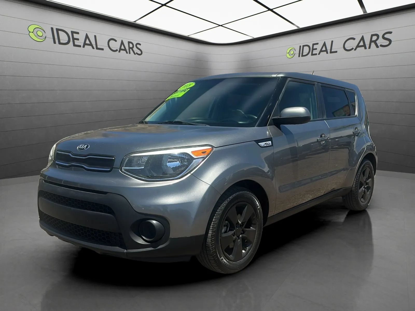 Used 2018 Kia Soul FWD image 1