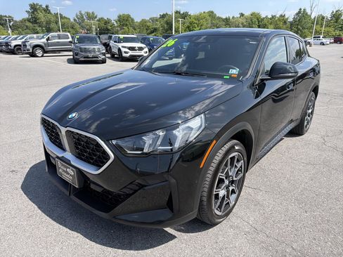 Used 2026 BMW X2 xDrive28i AWD/4WD image 8