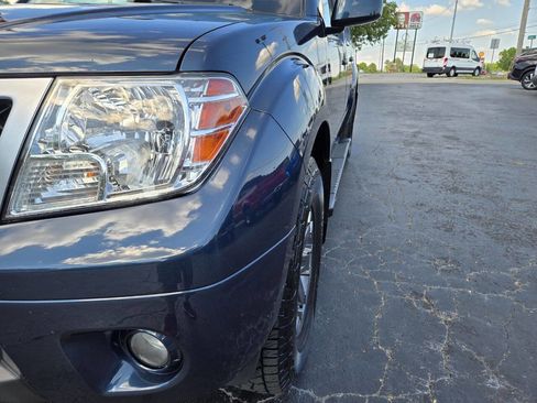 Used 2017 Nissan Frontier PRO-4X w/ Pro-4x Luxury Package AWD/4WD image 11