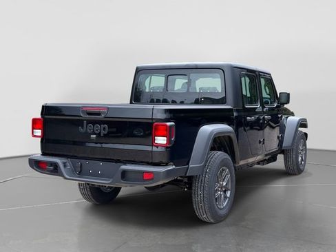 New 2026 Jeep Gladiator Sport image 4
