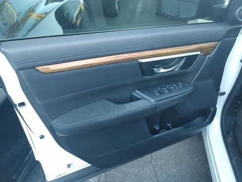 Used 2018 Honda CR-V EX image 4