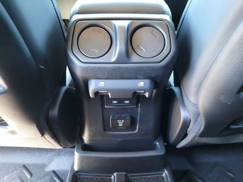 Used 2025 Jeep Wrangler Unlimited Rubicon 392 AWD/4WD image 18