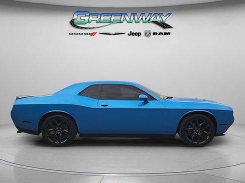 Used 2023 Dodge Challenger SXT w/ Blacktop Package image 5