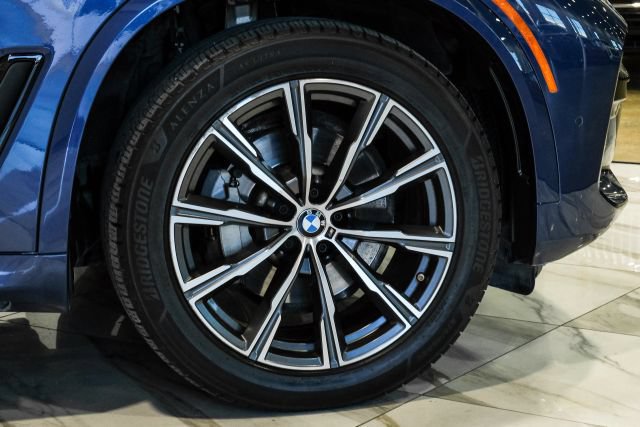 Used 2022 BMW X5 sDrive40i w/ M Sport Package RWD image 53
