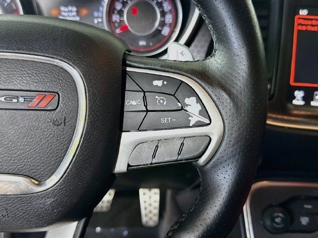 Used 2016 Dodge Challenger R/T Scat Pack w/ Leather Interior Group RWD image 14