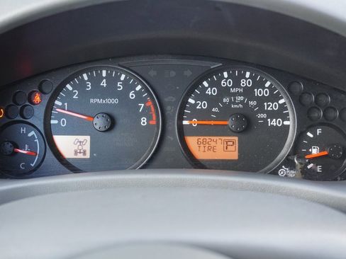 Used 2020 Nissan Frontier SV w/ Midnight Edition Floor Mats image 10