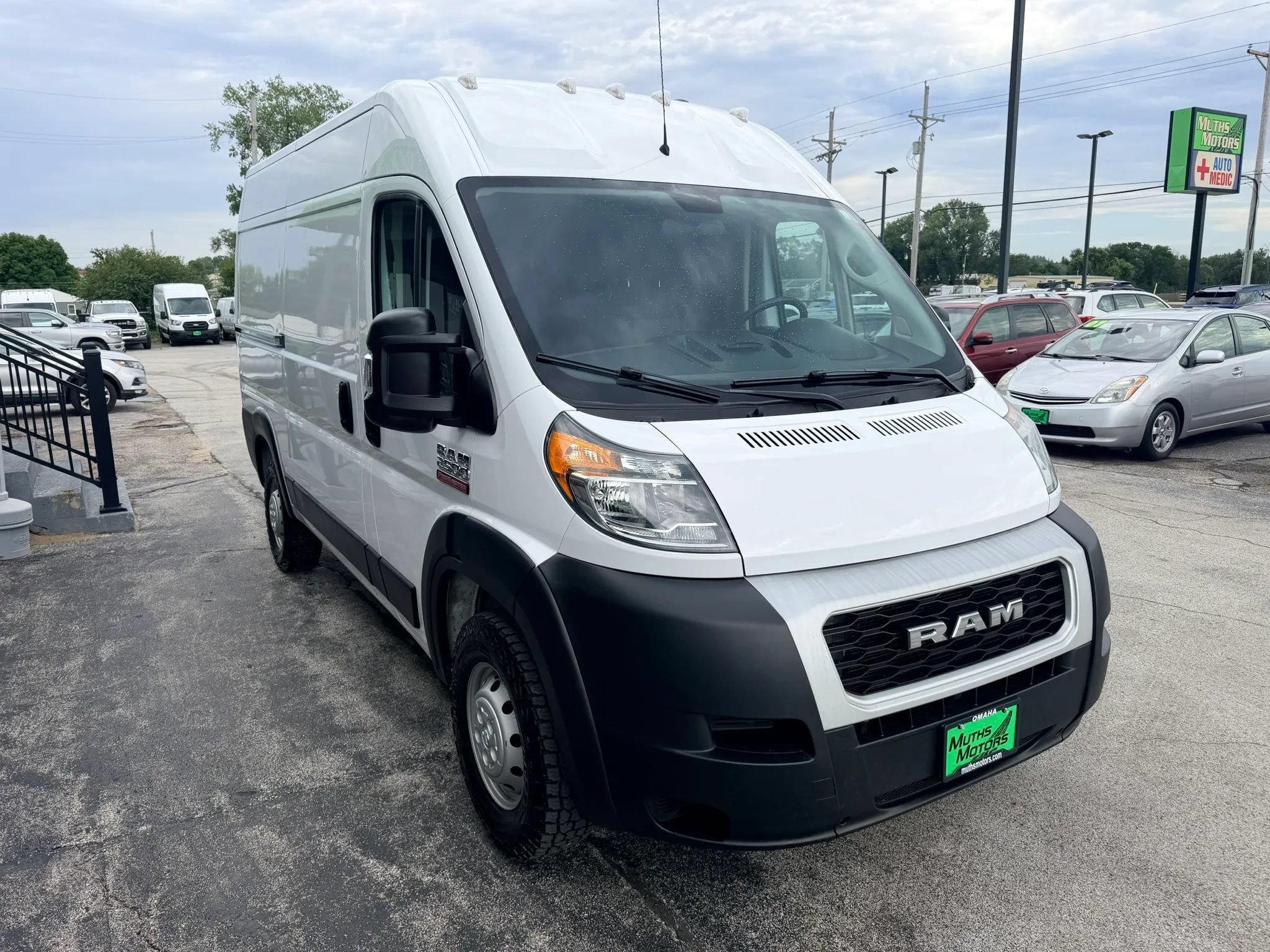 Used 2019 RAM ProMaster 2500 FWD image 2