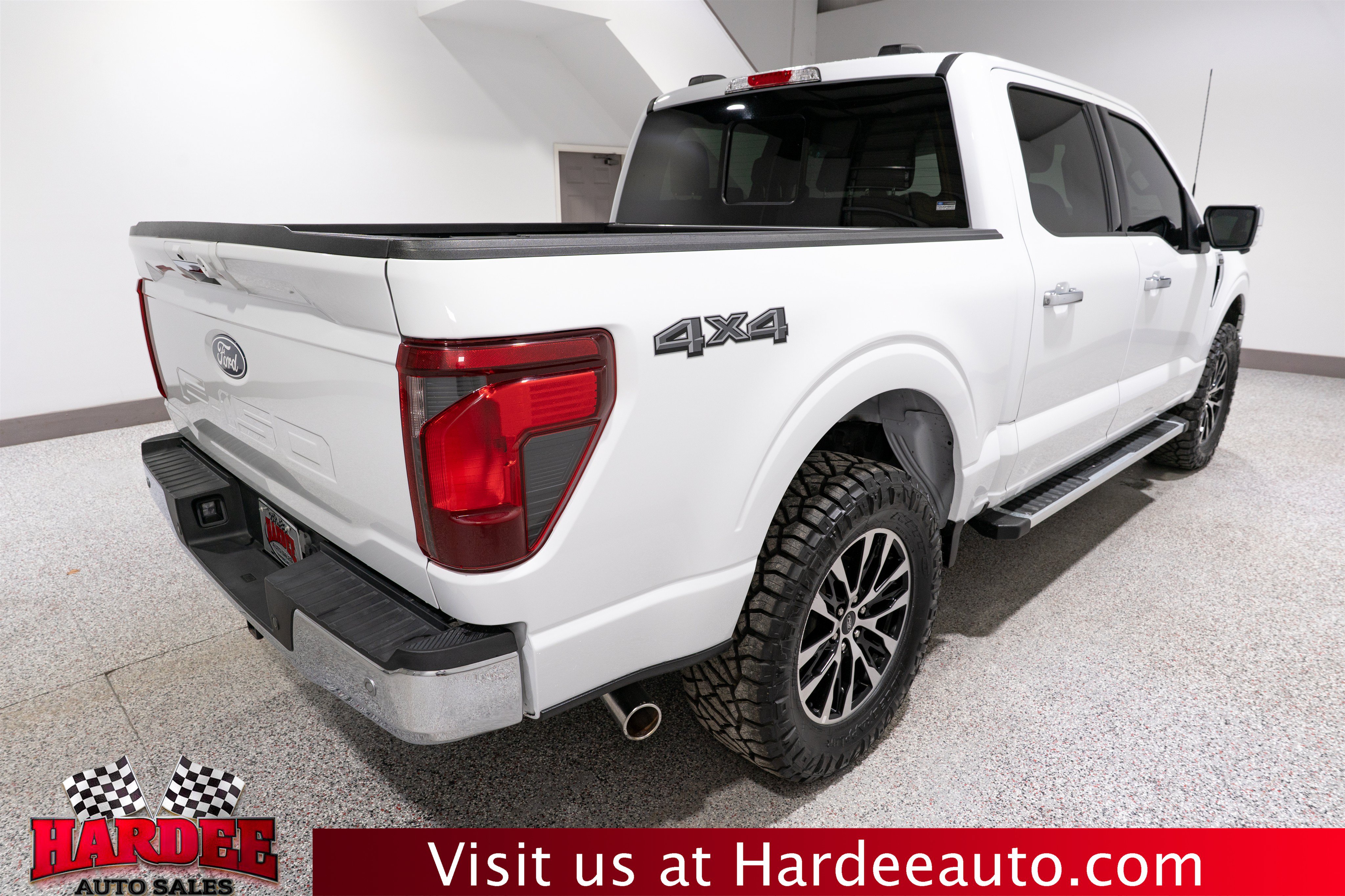 Used 2024 Ford F150 XLT w/ Equipment Group 302A MID AWD/4WD image 5
