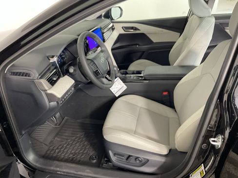 New 2026 Toyota Camry XLE FWD image 17