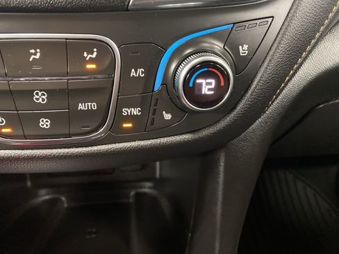 Used 2020 Chevrolet Equinox Premier image 45