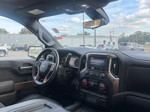 Used 2021 Chevrolet Silverado 1500 High Country image 10
