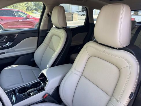 New 2026 Lincoln Corsair Reserve image 21