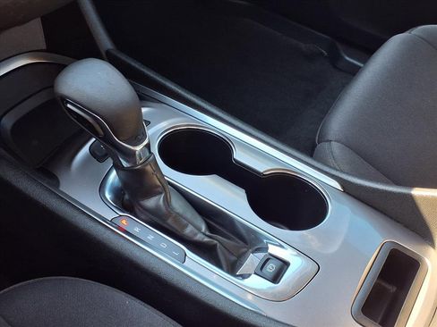 Used 2024 Chevrolet Malibu LT image 19