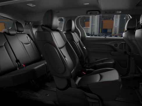 New 2026 Toyota Sienna XSE FWD image 2