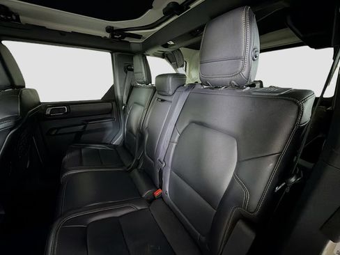 Certified 2025 Ford Bronco Badlands AWD/4WD image 25