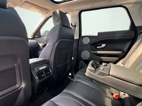 Used 2019 Land Rover Range Rover Evoque SE AWD/4WD image 20